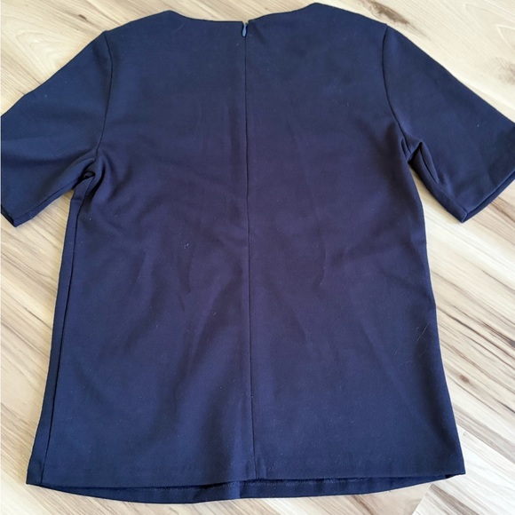 Saks Fifth Avenue Red Label Navy Top - Picture 5 of 8